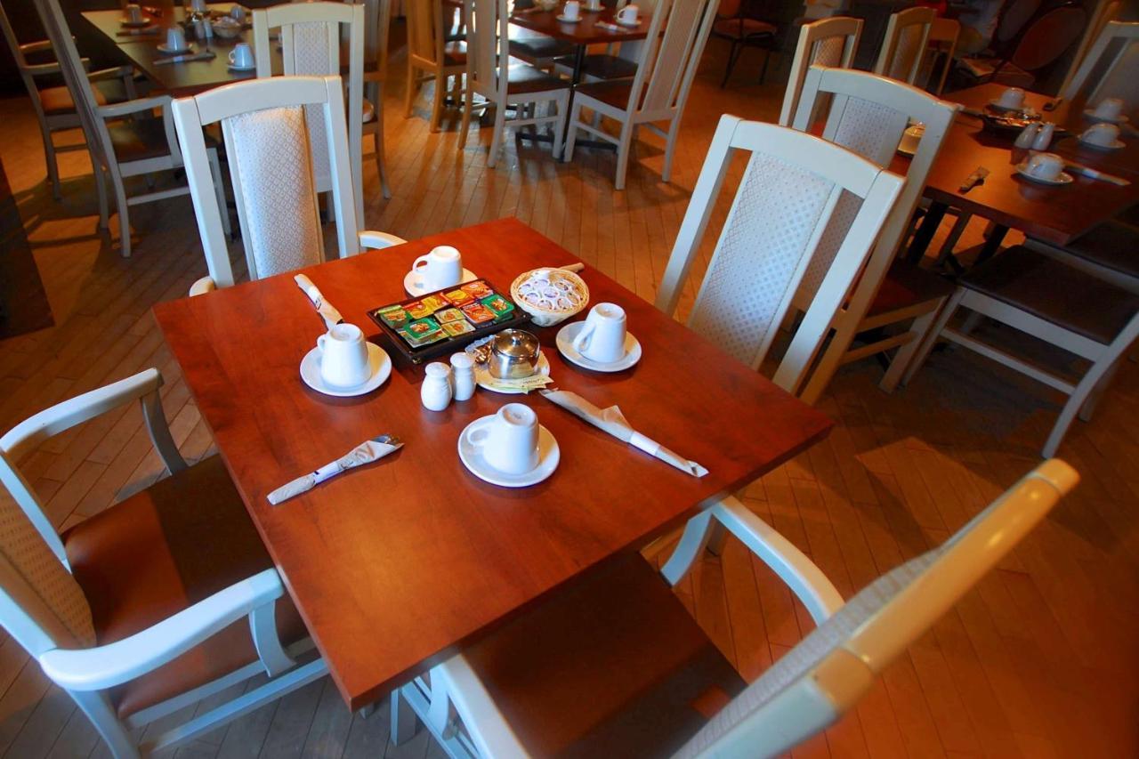 Hotel Travelodge By Wyndham Victoriaville Buitenkant foto