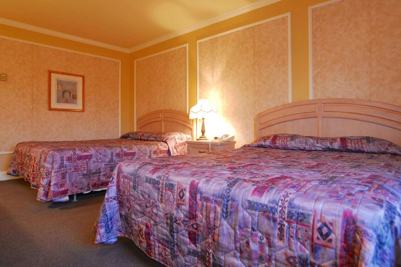Hotel Travelodge By Wyndham Victoriaville Buitenkant foto