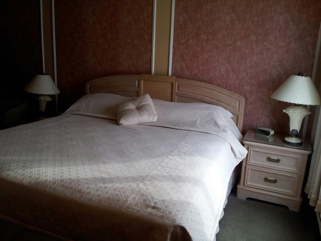 Hotel Travelodge By Wyndham Victoriaville Buitenkant foto