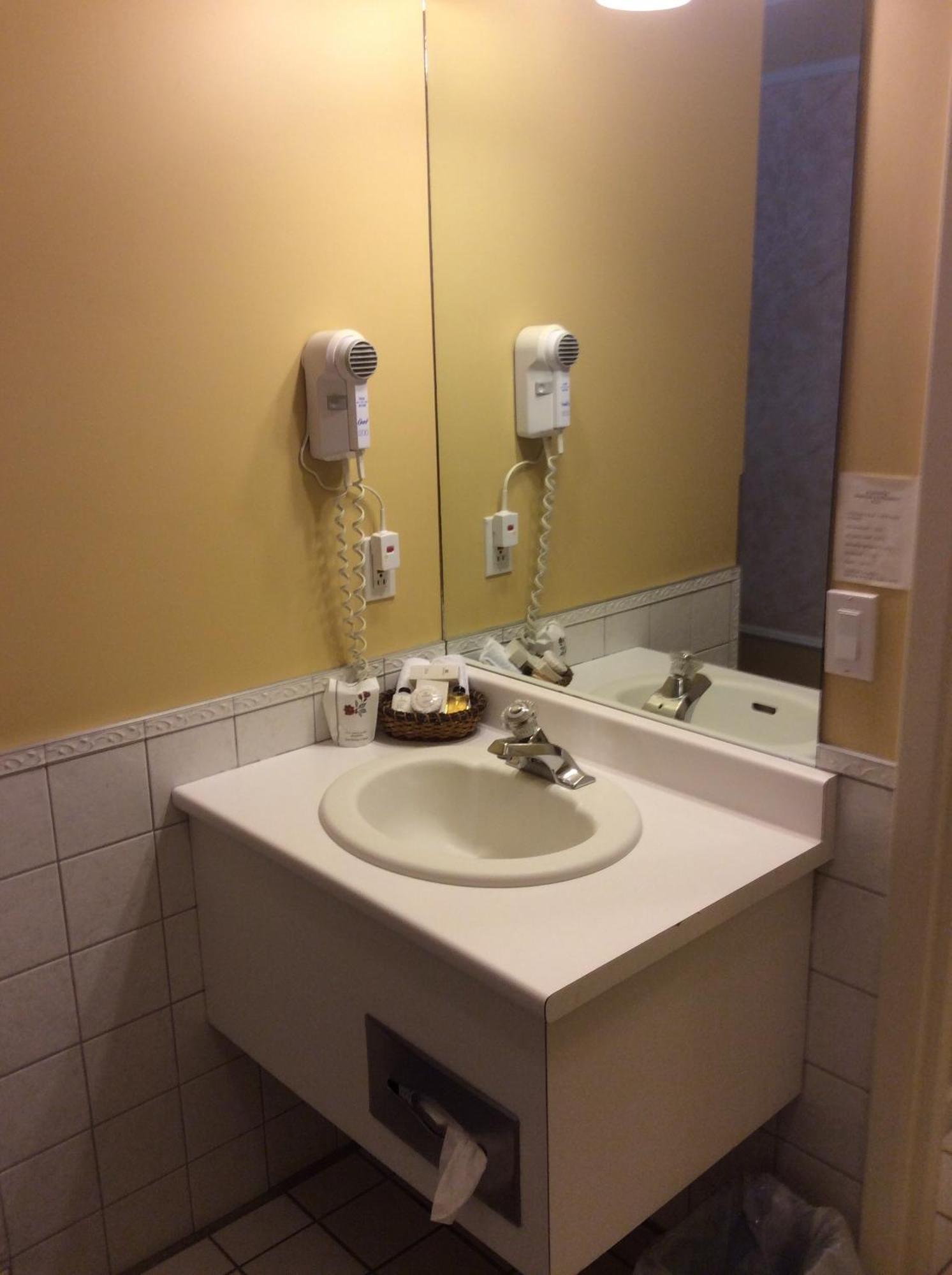 Hotel Travelodge By Wyndham Victoriaville Kamer foto