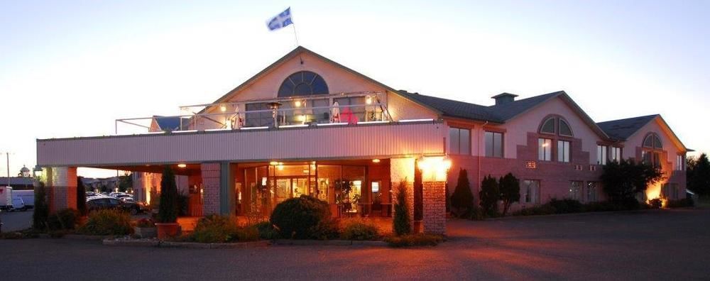 Hotel Travelodge By Wyndham Victoriaville Buitenkant foto